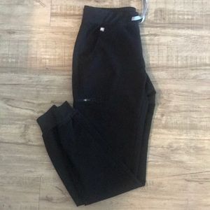 Figs jogger scrub pants, black, size Small, tall